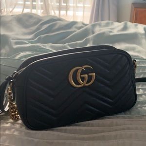 A gucci bag